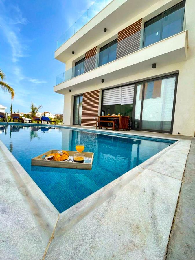 By The Beach Villa Natalya Protaras Exterior photo