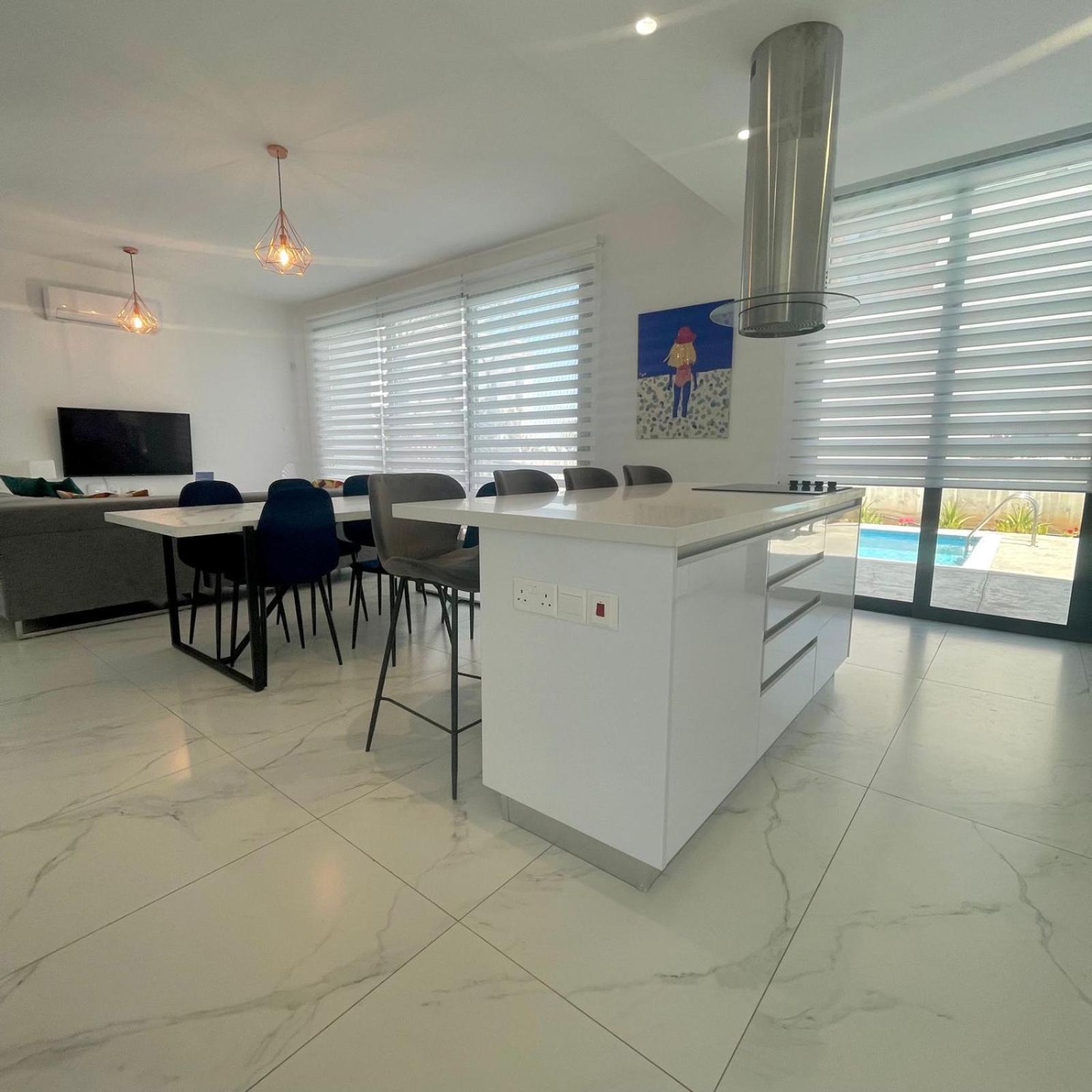 By The Beach Villa Natalya Protaras Exterior photo